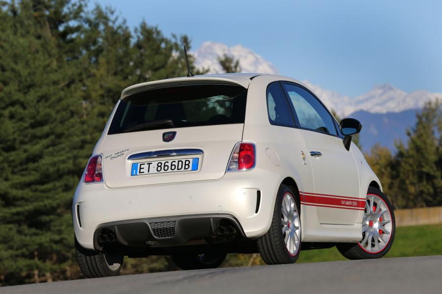  Abarth 595 50th Anniversary Edition 2013 года  (фото 3 из 26)